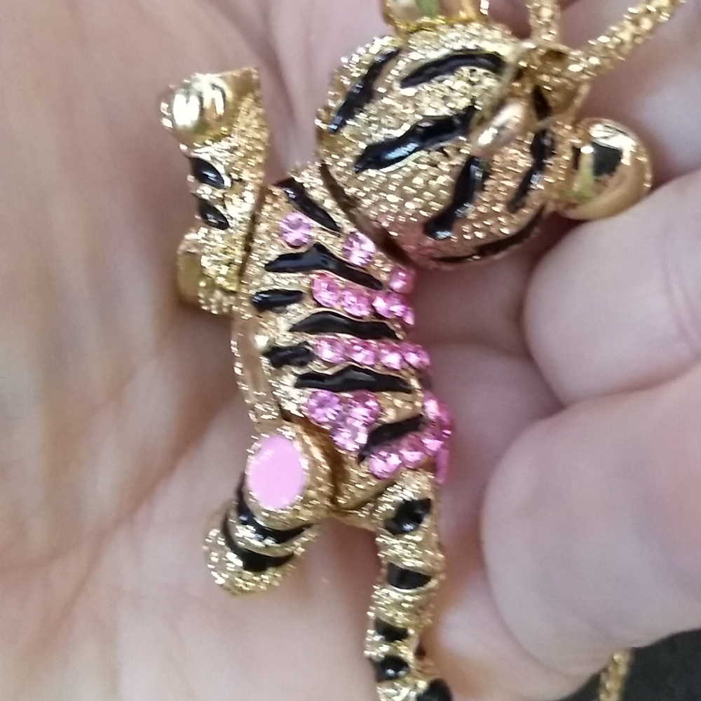 Pink and White Crystal Tiger Pendant Necklace - Picture 2 of 4
